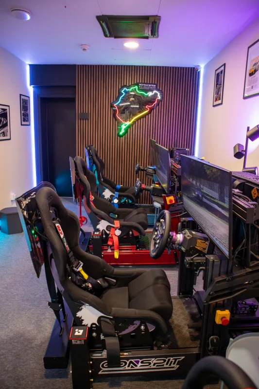 Racing simulators at Virtual Gozsdu