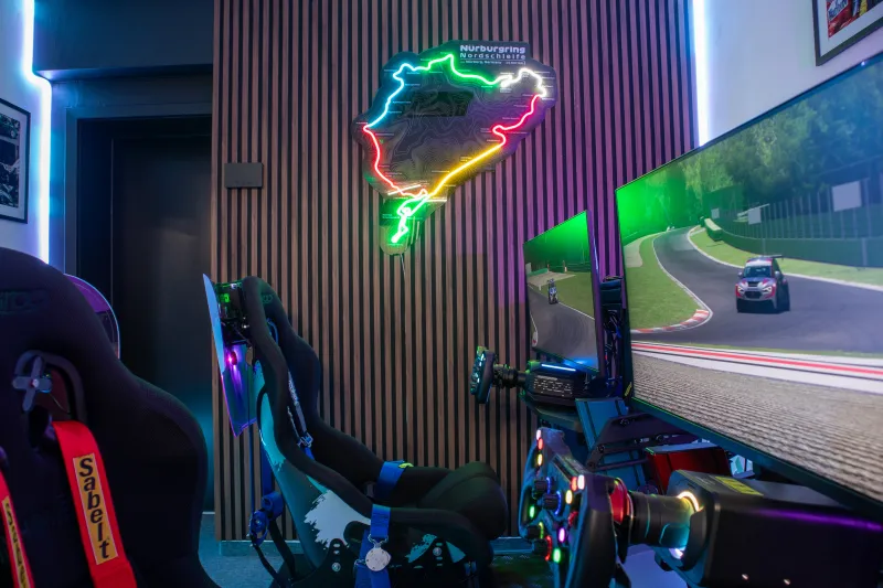 Racing simulators at Virtual Gozsdu